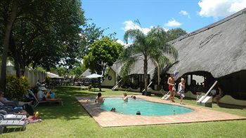 Adventure Lodge Victoria Falls Extérieur photo